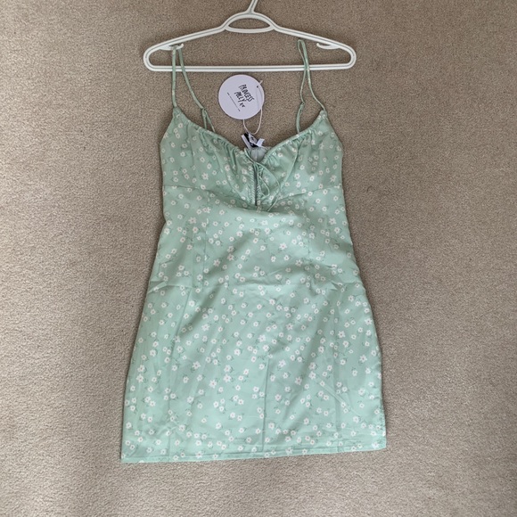 Princess Polly dress - Picture 2 of 5